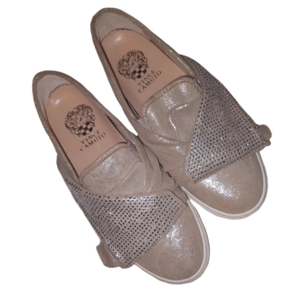 VINCE CAMUTO VC-BARITA SZ 6M TAN METALLIC SUEDE LOOK BLING SlipOn Sneaker